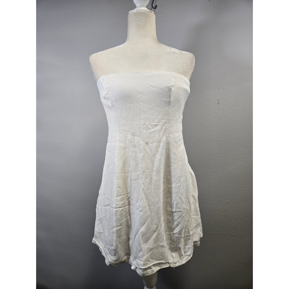 Klesis White Strapless Smocked Back Textured Mini Dress M